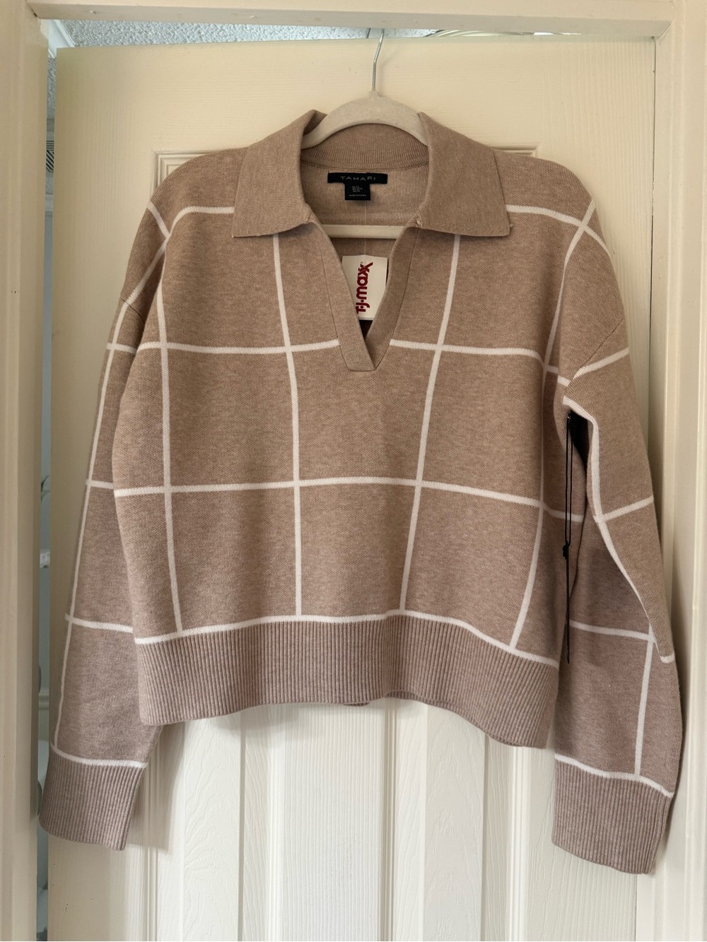 Tahari Beige Grid Collared V-Notch Sweater